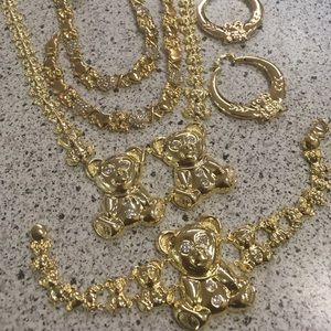 2 necklace and bracelet set bundle